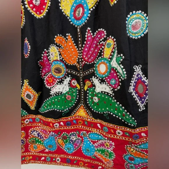 Destination Other vintage embroidered and mirrored folk art midi/maxi skirt L - Picture 2 of 8